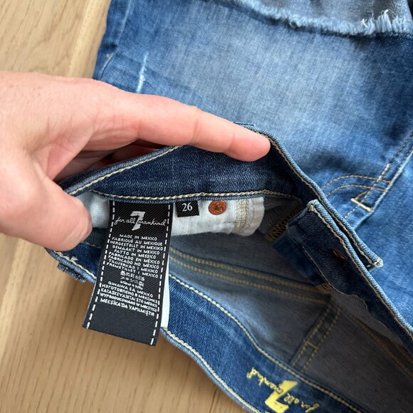 7ForAllMankind Cutoff Denim Shorts, SIze 26 - Picture 3 of 3